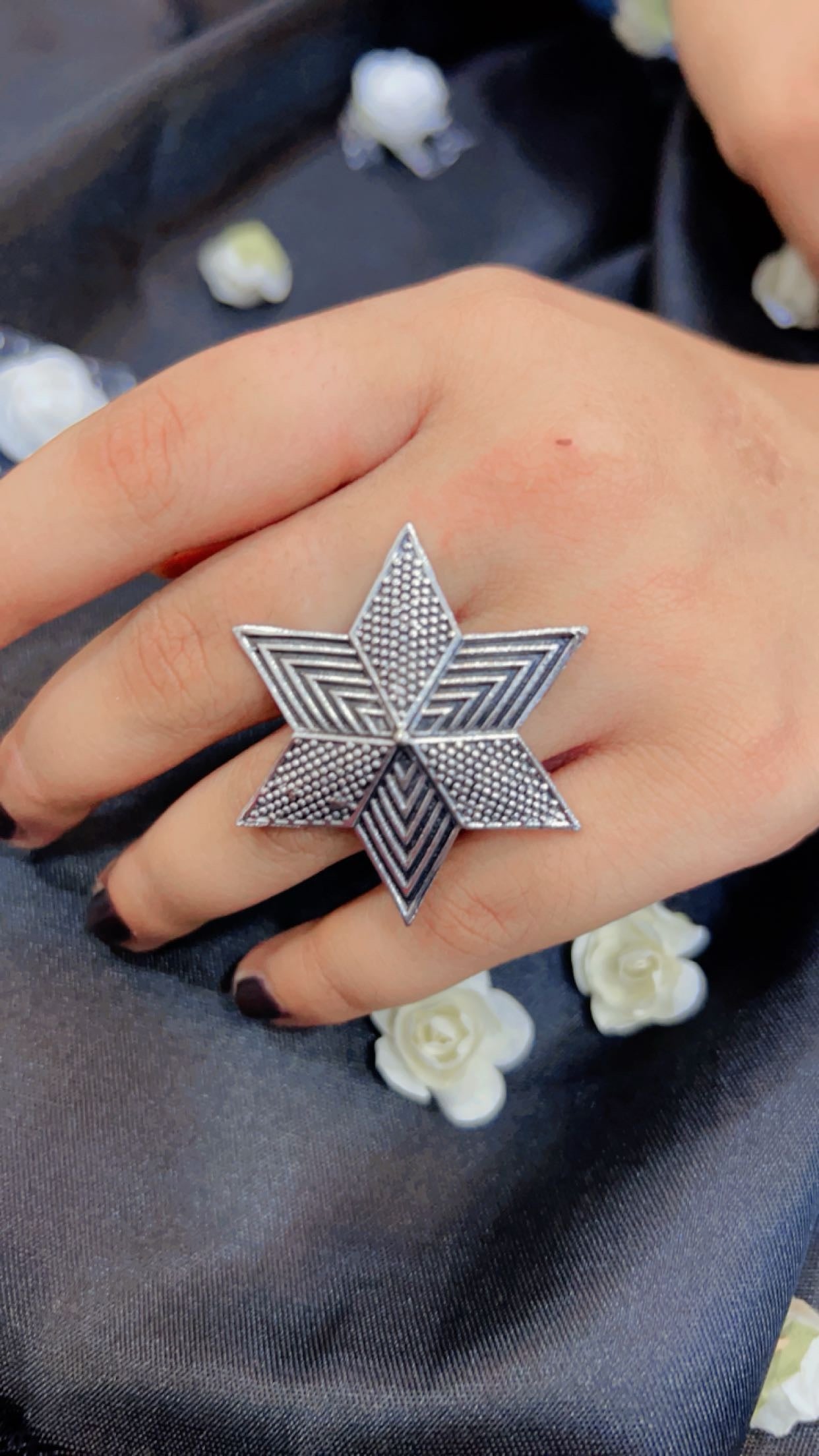 Sitara ring