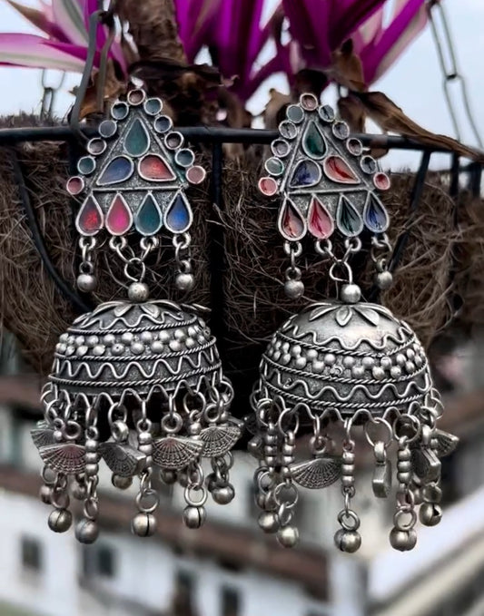 Rangeen jhumka