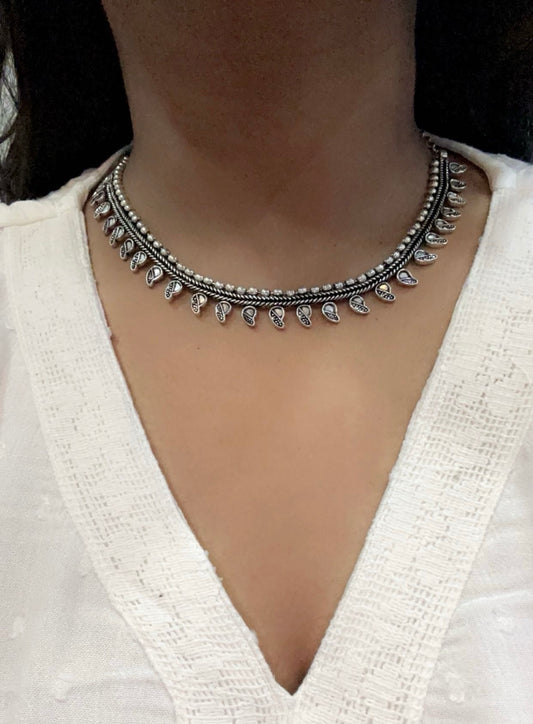 Kamal necklace