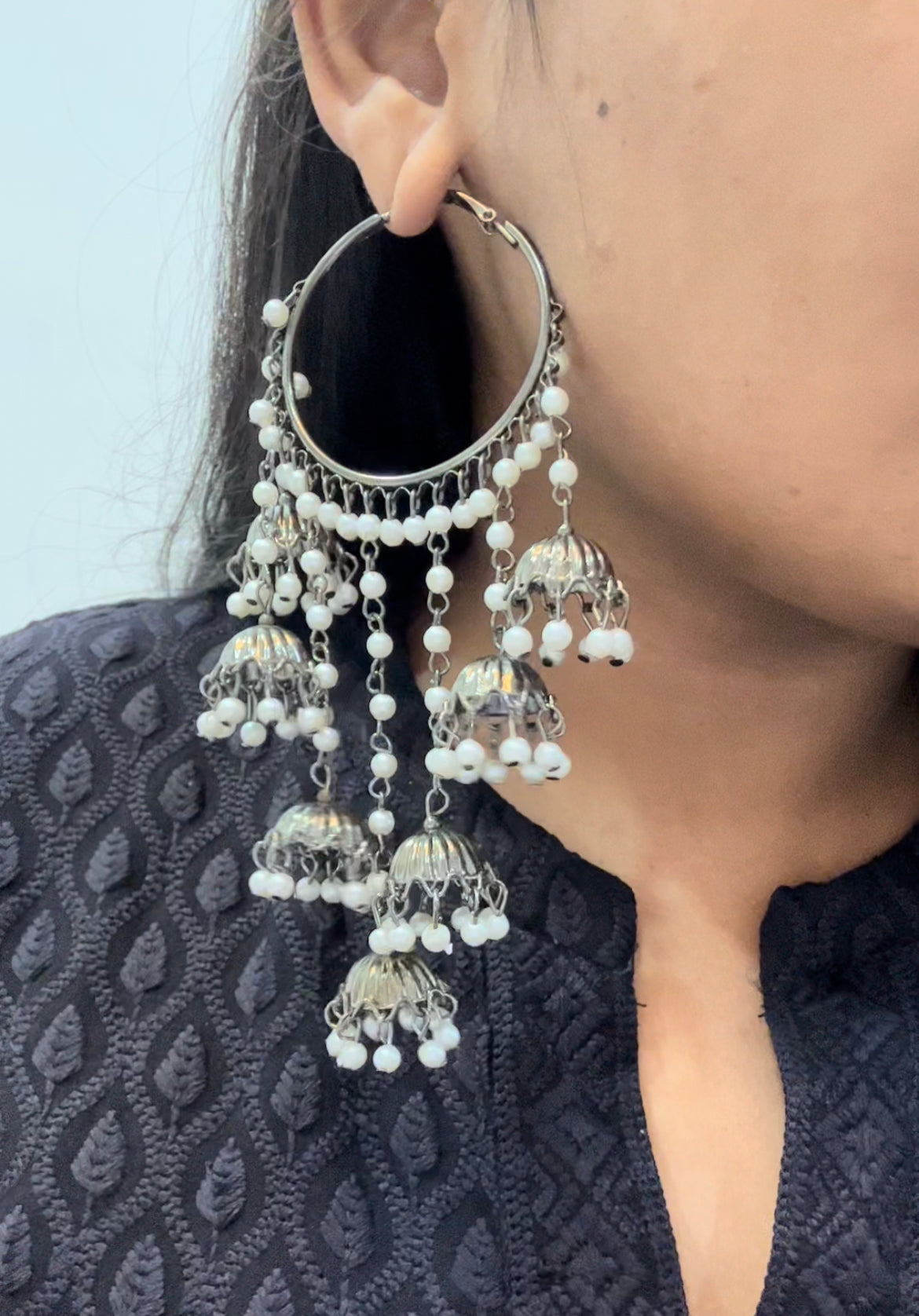 Moti jhumki hoops (black)