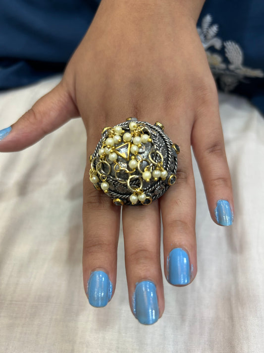 Ardhvridh kundan ring