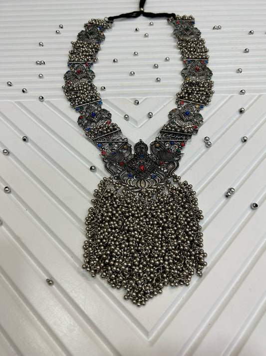 Mayur long necklace