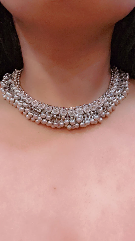 Lalita choker