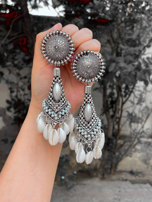 Cowrie jhumka